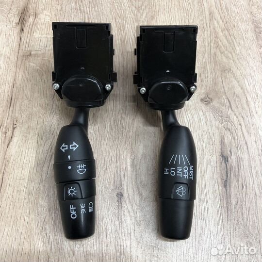 Подрулевые переключатели Honda Civic 4d 2008