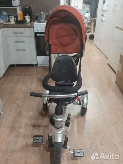 Велосипед-коляска с родительской ручкой