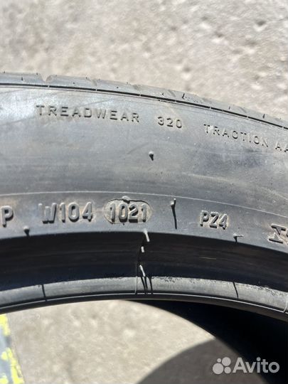 Pirelli P Zero PZ4 285/40 R22 и 325/35 R22