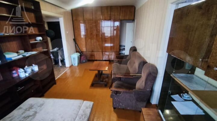 3-к. квартира, 40 м², 3/3 эт.