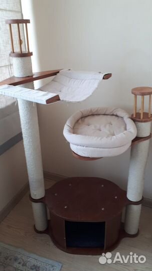 Когтеточка с домиком и лежанкой