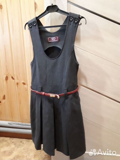 Сарафан школьный графитовый 128, жилет 122