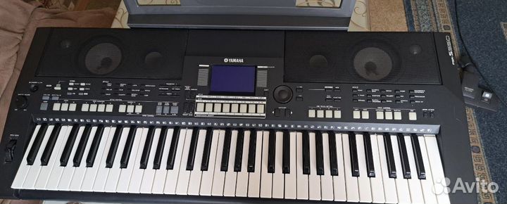 Синтезатор yamaha s550