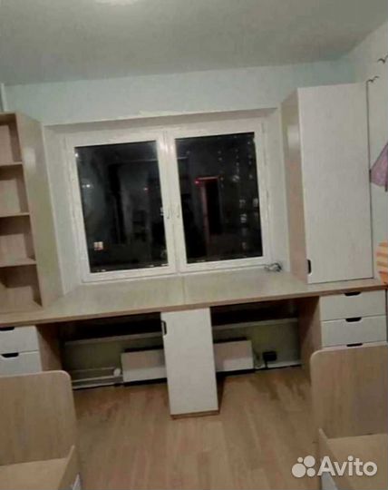 Рабочая зона у окна