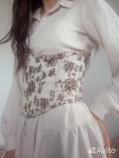 Корсет, корсаж