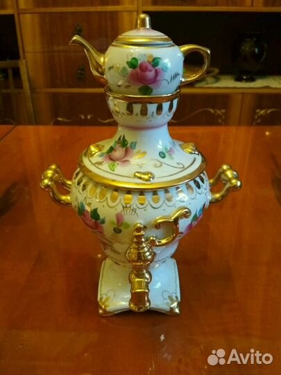 Фарфоровый самовар