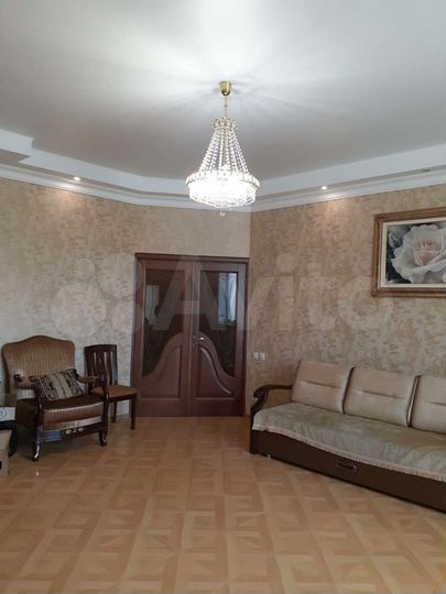 2-к. квартира, 76,6 м², 3/7 эт.