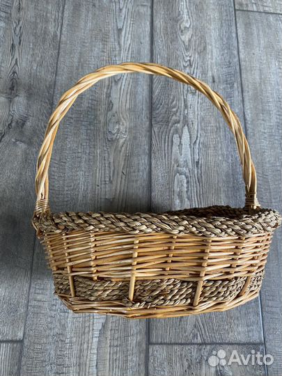 Корзина плетеная