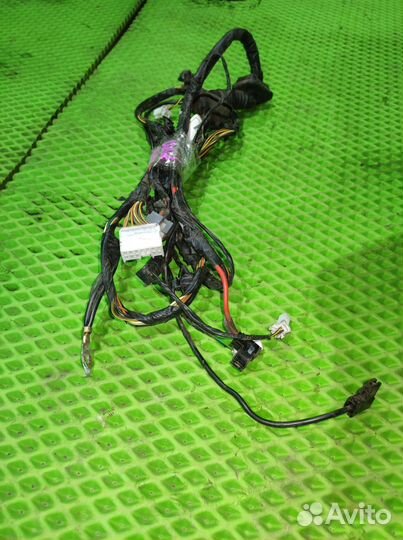 Проводка крышки багажника Kia Rio