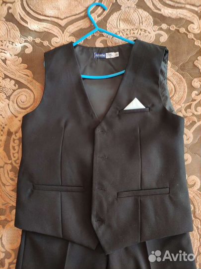 Школьный жилет и брюки