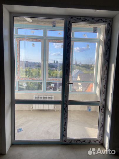 Оконный блок с дверью бу