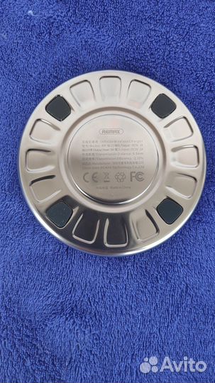 Беспроводное зарядное устройство Remax RP-W10