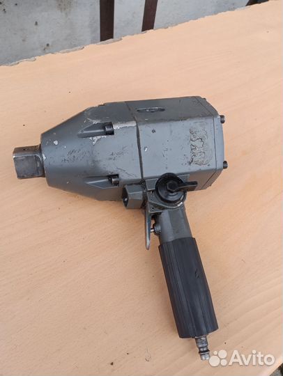 Гайковерт пневматический грузовой