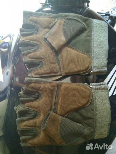 Перчатки беспалые