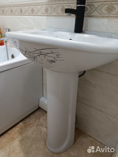 Продам раковину бу