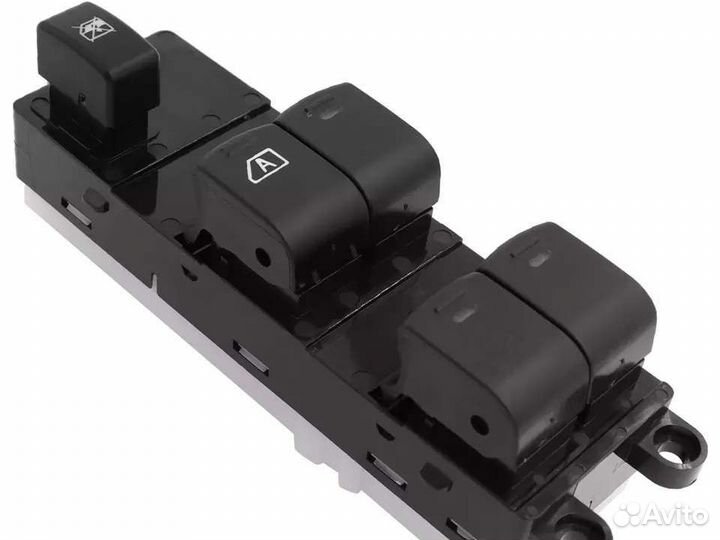 Кнопки стеклоподъемника Nissan