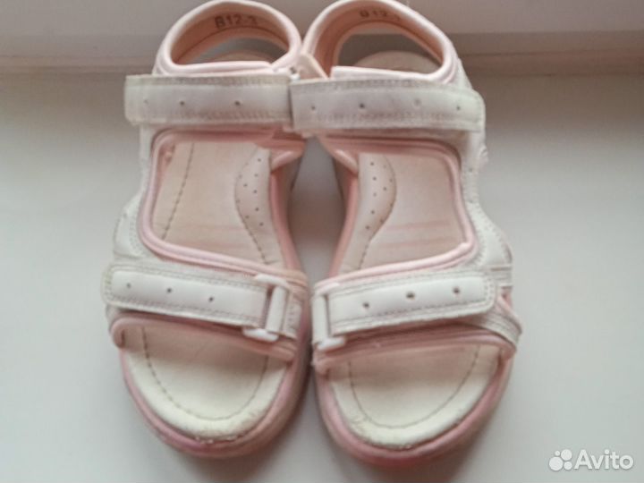 Сандалии для девочки