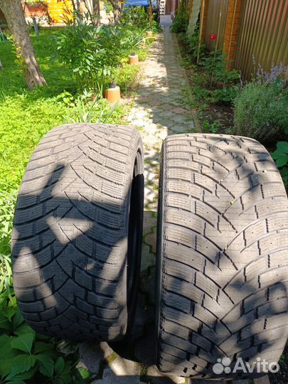 Zeta Antarctica Sport 275/40 R20 и 315/35 R20