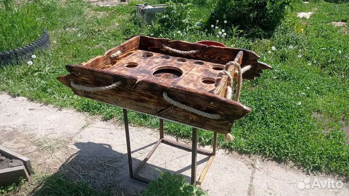 Плавающий столик для бассейна