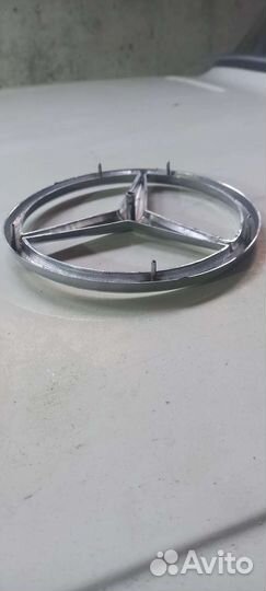 Эмблема mercedes