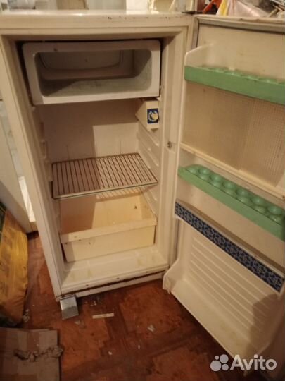 Холодильник бу маленький высота1, 13см