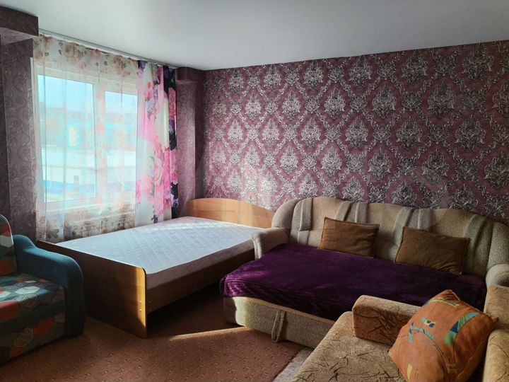 1-к. квартира, 42 м², 3/3 эт.