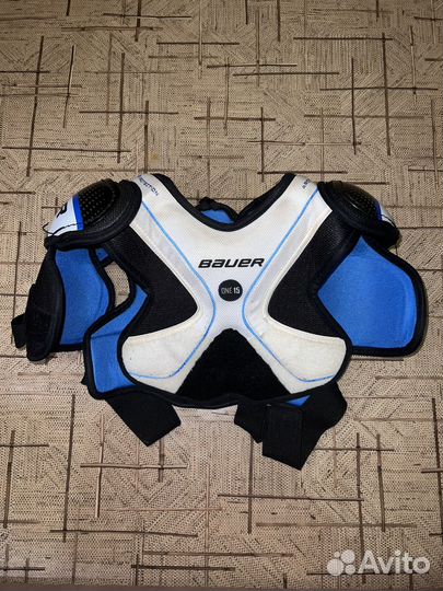 Нагрудрик bauer one 15