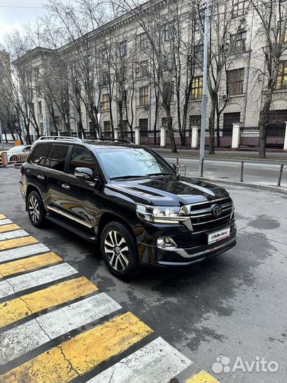 Toyota Land Cruiser 4.6 AT, 2019, 85 000 км