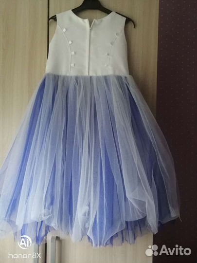 Платье нарядное