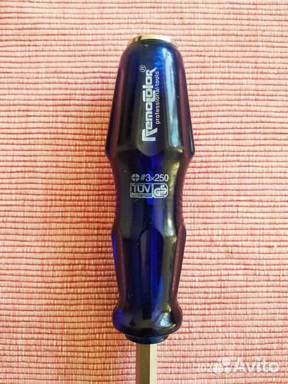 Отвёртка крестовая RemoColor, 3х250, усиленная