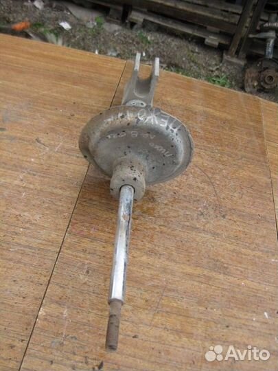 Амортизатор передний левый Peugeot 307 (2001–2008)