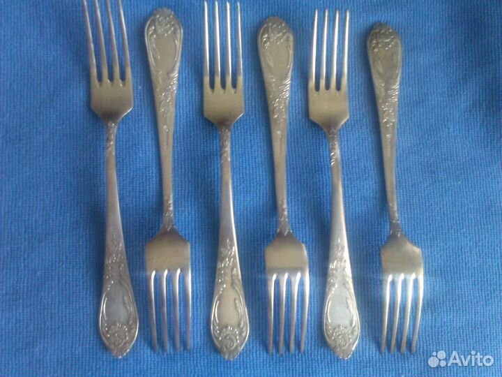 Столовые приборы мельхиоровые