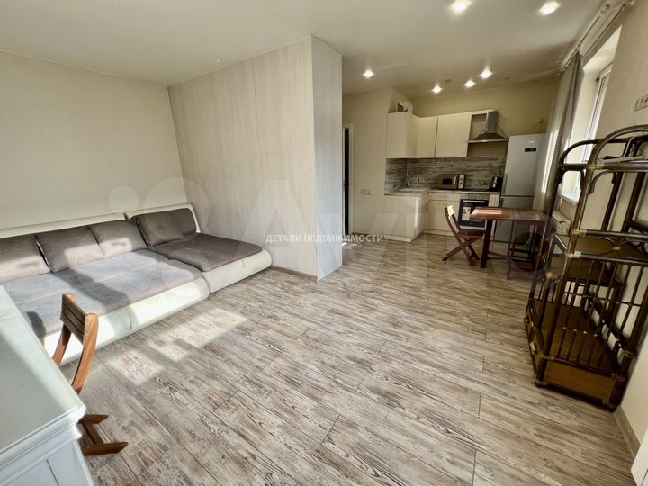 Квартира-студия, 31,8 м², 1/4 эт.