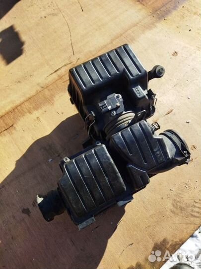 Корпус воздушного фильтра Honda Freed GB3 L15A