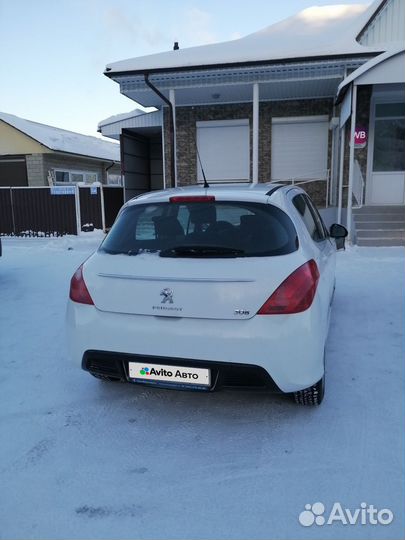 Peugeot 308 1.6 МТ, 2011, 112 700 км