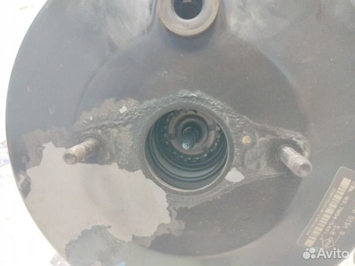 Усилитель тормозов вакуумный Renault Sandero 1