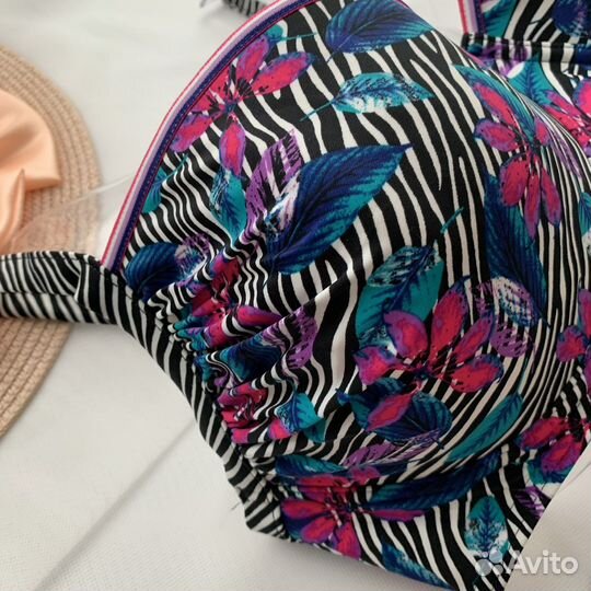 Купальник triumph EU 42D наш 48D85D) новый