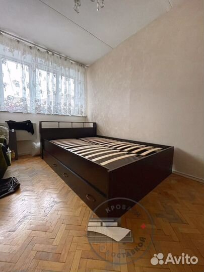 Кровать двухспальная