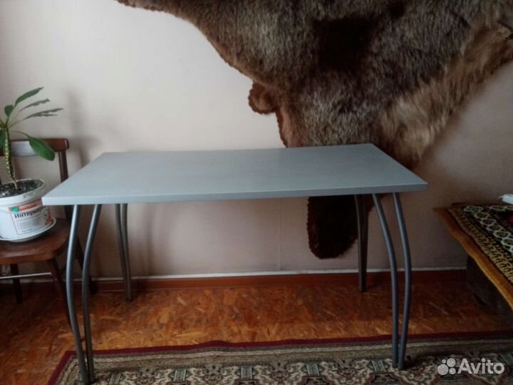 Стол новый