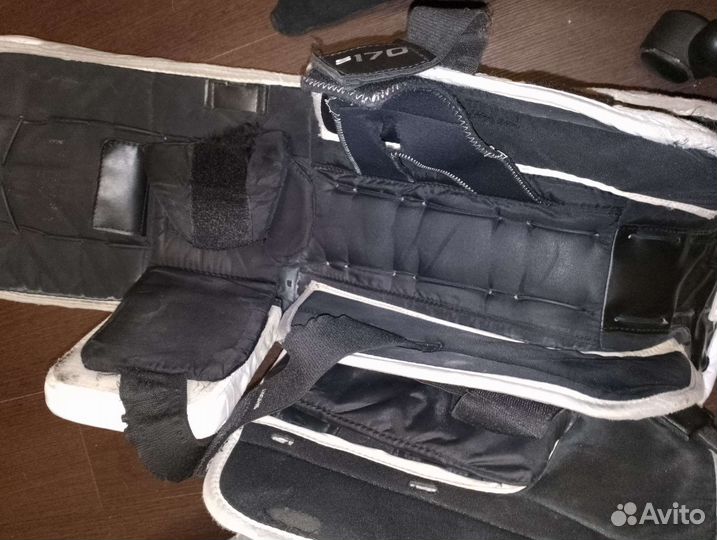 Хоккейные вратарские щитки