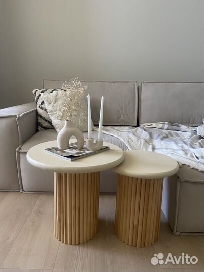 Столы интерьерные