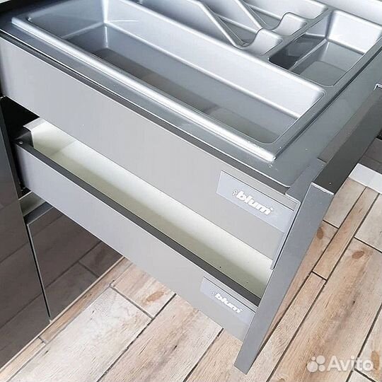 Кухонный гарнитур угловой