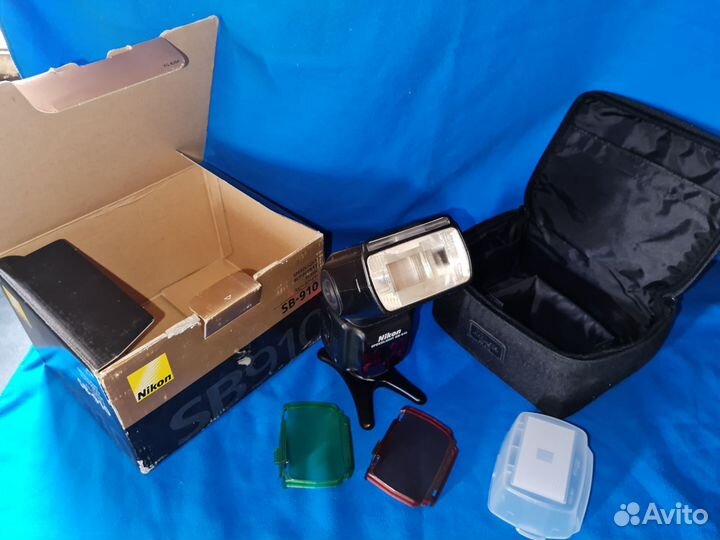 Вспышка камеры Nikon SB-910