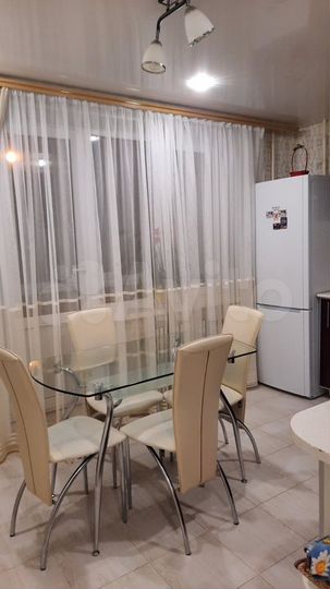 4-к. квартира, 89,2 м², 2/4 эт.