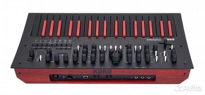Korg minilogue bass