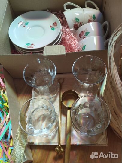 Чайно-кофейные наборы с аксессуарами