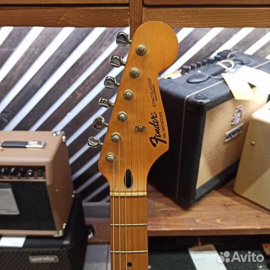 Электрогитара Fender Stratocaster винтаж 1995