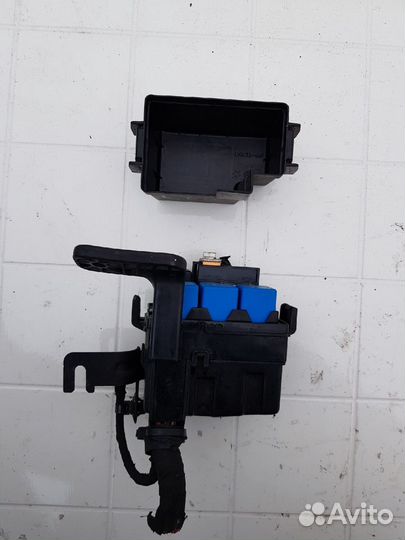 Блок реле Kia Soul 2010 1.6 МКПП дизель D4FB