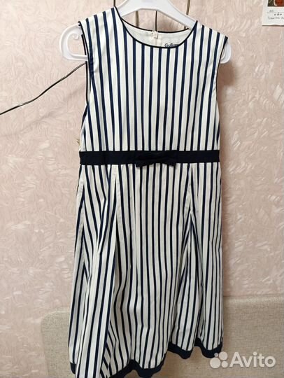 Нарядное платье для девочки 134 140