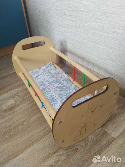 Кровать для кукол